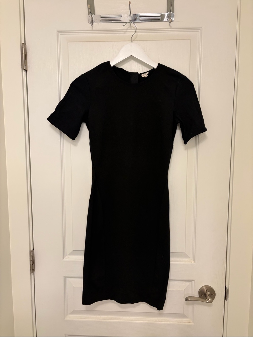 Wilfred classic Black Short-Sleeve Sheath Dress